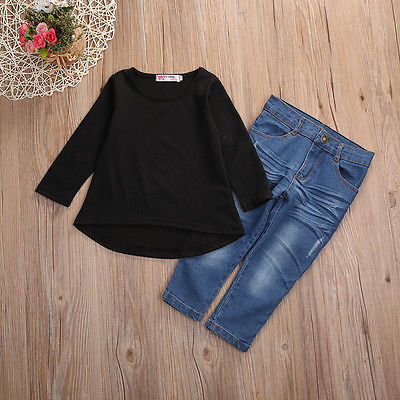 Long Sleeves and Loose Fit (2-Piece Outfit)