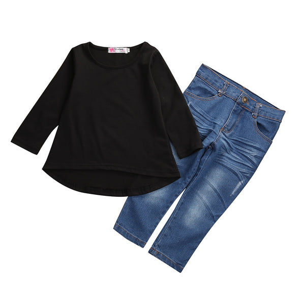 Long Sleeves and Loose Fit (2-Piece Outfit)