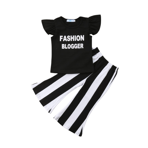 Fashion Blogger (2-Piece Outfit)