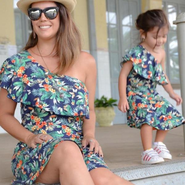 Single-Shoulder Tropic Leaf Dress